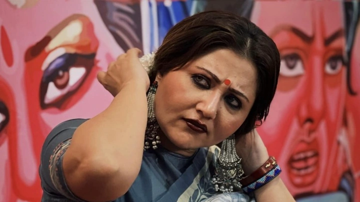 বয়স ৪৩ হয়েছে, এখন একটু ভয় লাগে : স্বস্তিকা