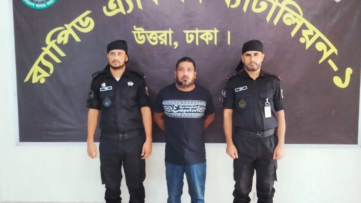 বৈষম্যবিরোধী ছাত্র আন্দোলন চলাকালে উত্তরায় গুলিবর্ষণকারী রুবেল গ্রেপ্তার গুলিবর্ষণকারী দেলোয়ার হোসেন রুবেল