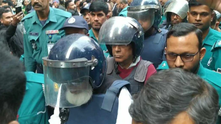 কোর্টের পথে আনিসুল হক, মেনন, ইনু ও পলকরা