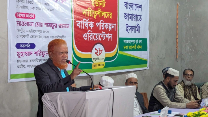 জামায়াতে ইসলামীকে নিয়ে মাথা ব্যথা বাদ দিয়ে নিজের চরকায় তেল দেন: নূরুল ইসলাম বুলবুল ছবি: সংগৃহীত