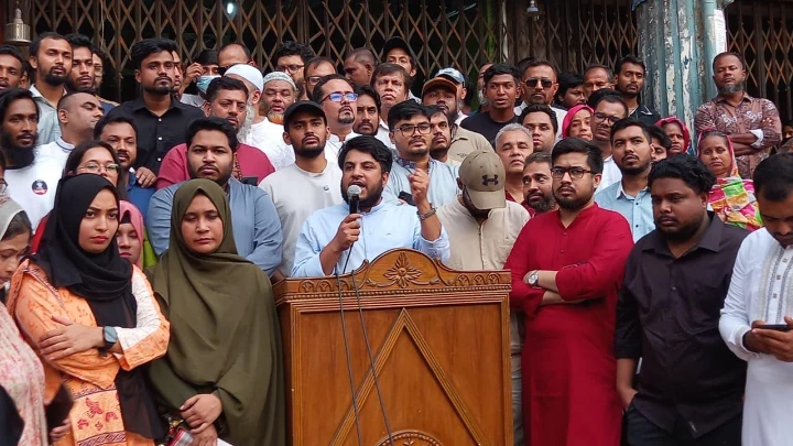 ছবি: নতুন ধ্বনি